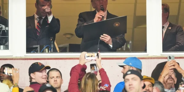 donald trump booed at commanders game​
